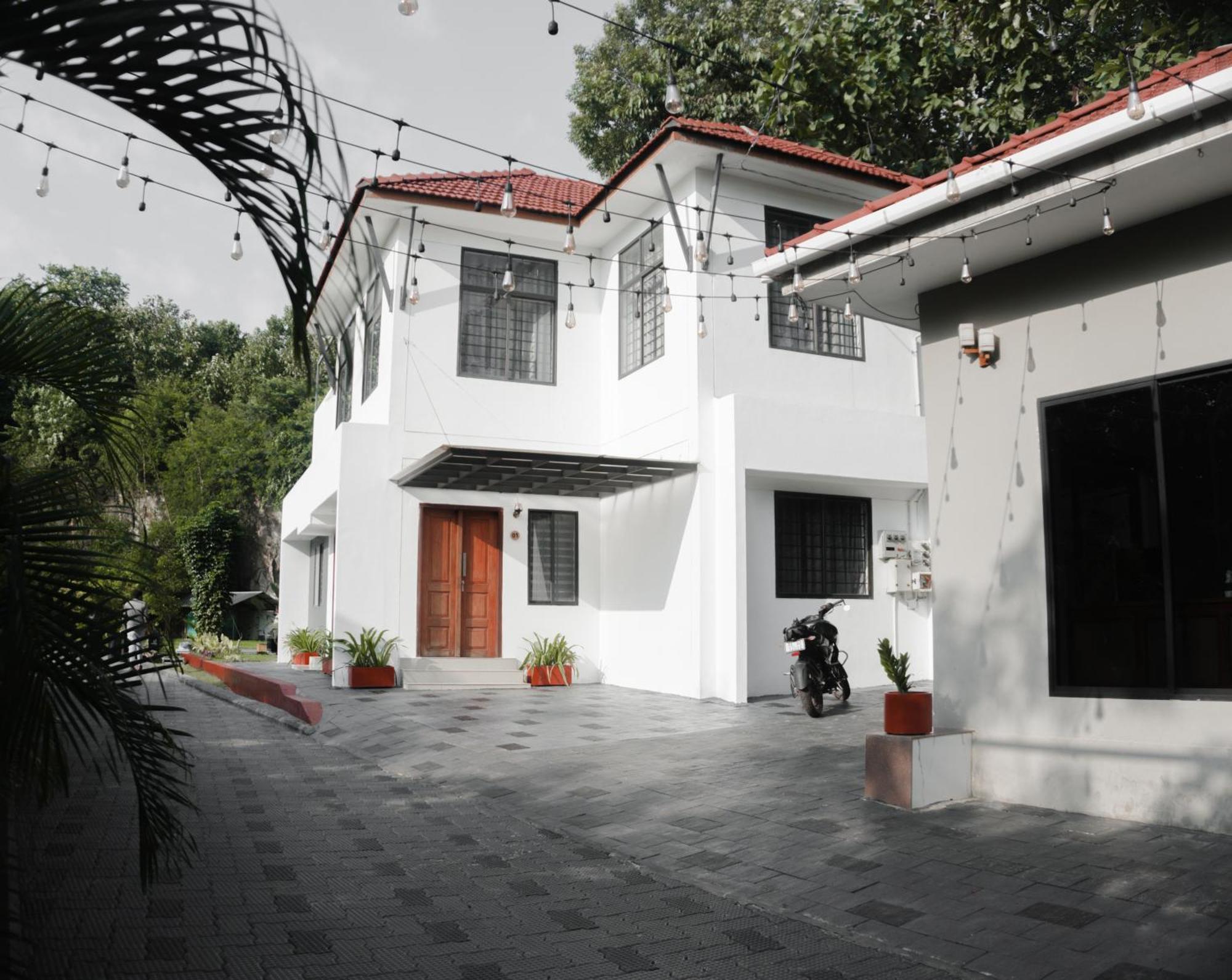 Rockdale Resort Nilambūr Buitenkant foto
